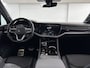 Volkswagen Touareg 3.0 TSi eHybrid 4M 462 PK R | Panoramadak | Luchtvering | Trekhaak