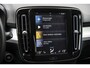 Volvo XC40 1.5 T5 Recharge R-Design | Adaptieve Cruise Control | Parkeercamera | Stoel/Stuurverwarming | 19" LM velgen | Dodehoek Detectie |