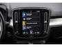 Volvo XC40 1.5 T5 Recharge R-Design | Adaptieve Cruise Control | Parkeercamera | Stoel/Stuurverwarming | 19" LM velgen | Dodehoek Detectie |