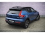 Volvo XC40 1.5 T5 Recharge R-Design | Adaptieve Cruise Control | Parkeercamera | Stoel/Stuurverwarming | 19" LM velgen | Dodehoek Detectie |
