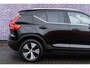 Volvo XC40 Recharge T4 Inscription Expression | Panoramadak | Stoel- en stuurwielverwarming | Navigatie | Keyless | Apple Carplay / Android Auto | Achteruitrijcamera | Parkeersensoren voor + achter | Standkachel |