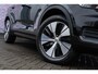 Volvo XC40 Recharge T4 Inscription Expression | Panoramadak | Stoel- en stuurwielverwarming | Navigatie | Keyless | Apple Carplay / Android Auto | Achteruitrijcamera | Parkeersensoren voor + achter | Standkachel |
