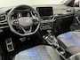 Volkswagen T-Roc 2.0 TSI 4Motion R / AUTOMAAT/ 300 PK/ AKRAPOVIC/ PANO/ CAMERA/ PARK. SENSOREN/ DCC/ IQ. LIGHT/ STOEL-STUURVERWARM./ KEYLESS/ ADAPT. CRUISE/ APP CONNECT/ NAVI/ CLIMA/ DAB/ 19" LMV