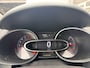 Renault Clio 0.9 TCe Limited Navigatie | Parkeersensoren Achter | Bluetooth | Navigatie | All-Season banden | 5-Deurs! | Airco | Cruise control | DAB ontvanger