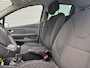 Renault Clio 0.9 TCe Limited Navigatie | Parkeersensoren Achter | Bluetooth | Navigatie | All-Season banden | 5-Deurs! | Airco | Cruise control | DAB ontvanger