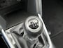 Mazda 2 1.5 Skyactiv-G Signature Sport | Supercompleet! | Leder/Alcantara | Blindspot | Stoel en stuurverwarming | Trekhaak | zeer compleet!