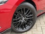 Mazda 2 1.5 Skyactiv-G Signature Sport | Supercompleet! | Leder/Alcantara | Blindspot | Stoel en stuurverwarming | Trekhaak | zeer compleet!