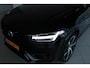 Volvo XC90 2.0 T8 Recharge AWD R-Design | Adapt. Cruise | Bowers & Wilkins | 360 Camera | Alcantara Hemel | Schuifdak | 22 Inch | Luchtvering | 7-Pers |