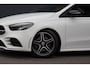 Mercedes-Benz B-klasse 220 AMG Line Premium+ | Panoramadak | Augmented Reality | Advanced Sound System | Keyless Go | Cruise Control | Stoelverwarming | Dodehoekassistent | Nightpakket |