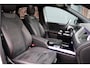 Mercedes-Benz B-klasse 220 AMG Line Premium+ | Panoramadak | Augmented Reality | Advanced Sound System | Keyless Go | Cruise Control | Stoelverwarming | Dodehoekassistent | Nightpakket |