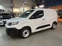 Peugeot Partner 1.5 BlueHDi 100pk L1 | Nieuwe Model | Apple carplay / Android auto | Cruise control | Airco | Dakdragers | All-season banden | NAP | Rijklaar prijs!