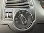 Volkswagen Golf 1.6-16V Highline