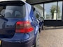 Volkswagen Golf 1.6-16V Highline