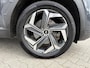 Hyundai Tucson 1.6 T-GDI PHEV Premium Sky 4WD / Elektrisch glazen panorama-dak/ Kunstlederen bekleding / Apple Carplay/Android Auto/ Stoelverwarming Voor en Achter/