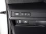 Lexus LBX Business Line Bi-Tone 2WD | Dodehoek detectie | Stuur- & Stoelverwarming | Navigatie | Parkeersensoren