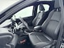 Toyota Yaris 1.5 Hybrid Executive | Panoramadak | Dodehoek detectie | Navigatie | Stoelverwarming | Stuurwiel verwarmd | Parkeersensoren voor/achter | Apple Carplay / Android Auto | 17 inch
