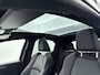 Toyota Yaris 1.5 Hybrid Executive | Panoramadak | Dodehoek detectie | Navigatie | Stoelverwarming | Stuurwiel verwarmd | Parkeersensoren voor/achter | Apple Carplay / Android Auto | 17 inch