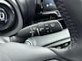 Toyota Yaris 1.5 Hybrid Executive | Panoramadak | Dodehoek detectie | Navigatie | Stoelverwarming | Stuurwiel verwarmd | Parkeersensoren voor/achter | Apple Carplay / Android Auto | 17 inch