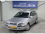 Volvo V40 1.8 Europa Volvo Onderhouden Trekhaak NAP Nieuwe APK!