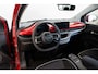 Fiat 500 Urban 42 kWh | Camera | Stoel en Stuurverwarming | Apple Carplay & Android Auto | Parkeersensoren | Climate Controle |