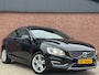 Volvo S60 2.0 T5 SUMMUM | NL-AUTO! | 1E EIG! | DEALER OH!