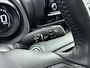 Toyota Yaris 1.5 Hybrid Executive | Panoramadak | Dodehoek detectie | Head-Up Display | JBL | Navigatie | Stoelverwarming | Stuurwiel verwarmbaar | Parkeersensoren | Apple Carplay / Android Auto | 17 inch
