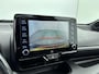 Toyota Yaris 1.5 Hybrid Executive | Panoramadak | Dodehoek detectie | Head-Up Display | JBL | Navigatie | Stoelverwarming | Stuurwiel verwarmbaar | Parkeersensoren | Apple Carplay / Android Auto | 17 inch