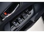Toyota Prius 1.8 First Edition | Navigatie | Head-up display | Dodehoek detectie | Stoelverwarming | Keyless | 17 inch