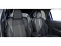 Peugeot e-208 GT | 8 jaar fabrieksgarantie of 160.000 kilometer op het accupakket | Adaptieve cruise control met Stop&Go functie | Armsteunen op de voorportieren bekleed met kunstleder met groen sierstiksel (GT-Line)