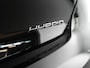 Peugeot 208 GT | Adaptieve cruise control met Stop&Go functie | Armsteunen op de voorportieren bekleed met kunstleder met groen sierstiksel (GT-Line) | Climate Control