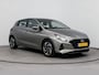 Hyundai i20 1.0 T-GDI COMFORT | NAVI via APPLE CAR PLAY & ANDROID AUTO |  CLIMA | CRUISE | CAMERA | STUUR- & STOELVERWARMING | PDC | 16'' LM VELGEN | AUTOMAAT | FABRIEKSGARANTIE GELDIG T/M 2-2028! |