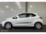 Mazda 2 1.3 S-VT Touring [ NAP trekhaak airco LM ]