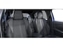 Peugeot e-208 GT | 8 jaar fabrieksgarantie of 160.000 kilometer op het accupakket | Armsteunen op de voorportieren bekleed met kunstleder met groen sierstiksel (GT-Line) | Climate Control