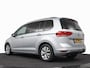 Volkswagen Touran 1.2 TSI CONNECTED SERIES ECC/CRUISE/NAV/CAMERA/REGEN.SENS/PARK.SENS/ALCANTARA/TREKHAAK