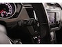 Volkswagen Touran 1.2 TSI CONNECTED SERIES ECC/CRUISE/NAV/CAMERA/REGEN.SENS/PARK.SENS/ALCANTARA/TREKHAAK