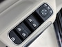 Mercedes-Benz B-klasse 250 e Business Solution Luxury Line | Panoramaschuifdak | Trekhaak | GUARD 360 ° Vehicle protection Plus | Sierelementen in openporig lindehout zwart | Donkergetint glas achter | EASY PACK achterklep |
