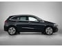 Mercedes-Benz B-klasse 250 e Business Solution Luxury Line | Panoramaschuifdak | Trekhaak | GUARD 360 ° Vehicle protection Plus | Sierelementen in openporig lindehout zwart | Donkergetint glas achter | EASY PACK achterklep |