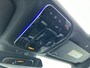 Mercedes-Benz GLC 300e 4MATIC Sport Edition | Premium pakket | Winter pakket | Rijassistentiepakket Plus | Trekhaak | Digital Light | Smartphone integratie | Panoramaschuifdak | 360°-camera | DIGITAL LIGHT |