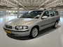 Volvo V70 2.4 Comfort Line Leuke nette toerbuffel.