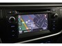 Toyota Auris Touring Sports 1.8 Hybrid Lease+ | Panoramadak | Trekhaak | Navigatie | Keyless | Stoelverwarming | Cruise Control | Clima | Parkeersensoren voor/achter | Camera | 16 inch | Bi-xenon | Bluetooth