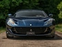 Ferrari 812 Superfast | Atelier Car | Blu Swaters | Veel alcantara! | Lift | JBL | Carbon Driver Zone | Briljante configuratie