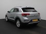 Volkswagen T-Roc 1.0 TSI Life Edition | 115 PK | 17 inch velgen | Parkeersensoren | Navigatie | Stoelverwarming | Keyless entry/start |