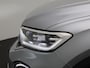 Volkswagen T-Roc 1.0 TSI Life Edition | 115 PK | 17 inch velgen | Parkeersensoren | Navigatie | Stoelverwarming | Keyless entry/start |