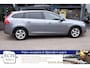 Volvo V60 D3 150 pk Aut. Dealer onderhouden, Elektr. stoel, Trekhaak, Stoelverwarming