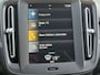 Volvo XC40 T2 129pk Momentum Core | Climate control | Navigatie | Trekhaak (1600kg) | Camera | Apple + Android