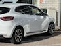 Renault Clio 1.0 TCe Intens | NAP | Navigatie groot | Achteruitrijcamera | Climate Control | Key-less | Cruise Control | LED | DAB | Lichtmetaal |