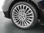 Mercedes-Benz A-klasse 250 e Star Edition AMG Line Plus | Panorama - Schuifdak | Head-Up Display | Trekhaak Wegklapbaar | Multibeam Led | Distronic Cruise Control | 360° Camera | Sfeerverlichting