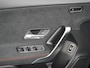 Mercedes-Benz A-klasse 250 e Star Edition AMG Line | Panorama - Schuifdak | Distronic Cruise Control | DAB+ Radio | Achteruitrij Camera | Multibeam Led | Voorstoelen Verwarmd | Sfeerverlichting