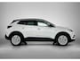 Opel Grandland X 1.2 Innovation 130pk | Elektrisch Verstelbare Bestuurdersstoel | Lederen Bekleding | Navigatie | Climate Control | Cruise Control | Camera Voor + Achter | Dodehoek Detectie | Verwarmbare/Verkoelbare Voorstoelen | Verwarmbaar Stuur | Trekhaak | Keyless Entry/Start | 18" Lichtmetalen Velgen | Apple Carplay/Android Auto |