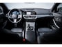 BMW 3-Serie 320i M-Performance I Schuifdak I Leder I BTW I HuD I 19'' I Sfeerverlichting I Org.NL I Dealer-onderhouden I NAP